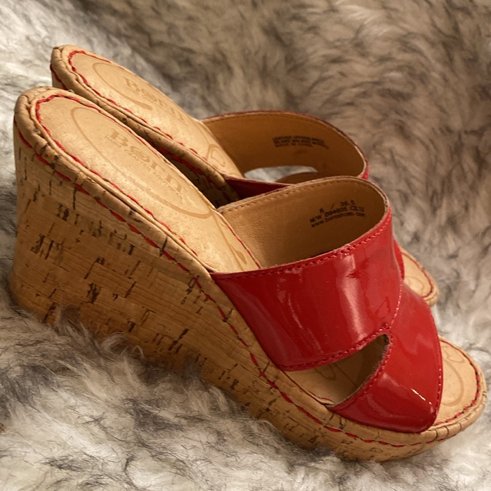 NEW BORN red patent leather hand crafted wedges - Picture 12 of 12